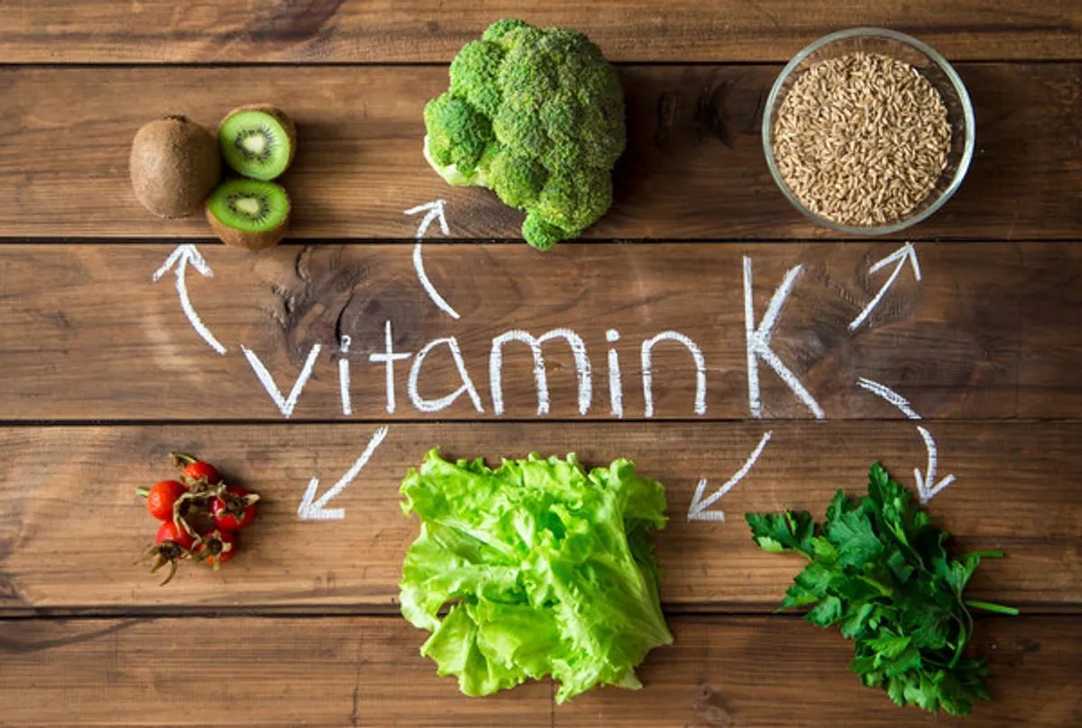 Makanan Sumber Vitamin K untuk Pembekuan Darah dan Kesehatan Tulang