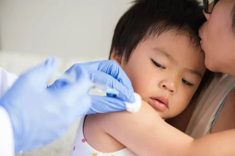 Peran Pemerintah dalam Menjamin Keamanan Vaksin