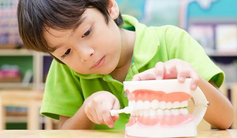 Perhatian Khusus pada Kesehatan Gigi Anak-Anak